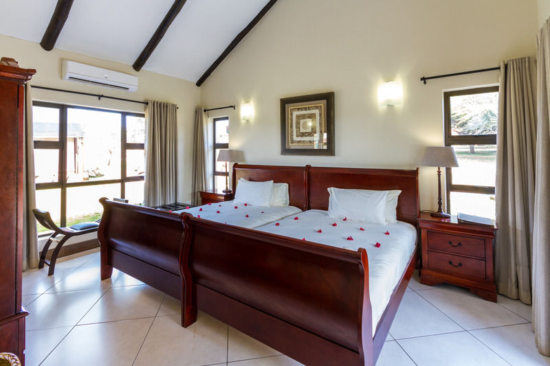 Zulu Nyala Game Lodge Hluhluwe Kültér fotó
