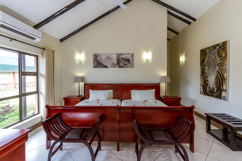 Zulu Nyala Game Lodge Hluhluwe Kültér fotó